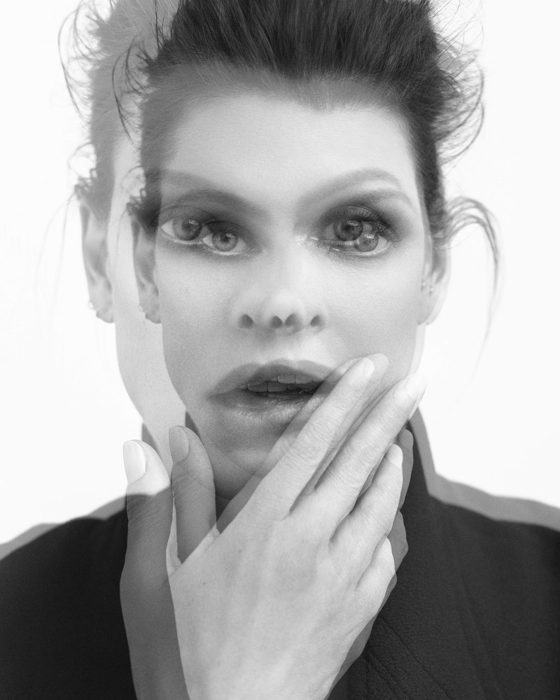 Linda Evangelista, New York, 2015 – print by Bryan Adams – OstLicht